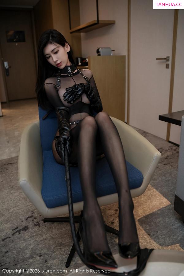   [XiuRen]高清写真图 2023.11.06 No.7618 章芃芃 黑丝美臀第85张图片